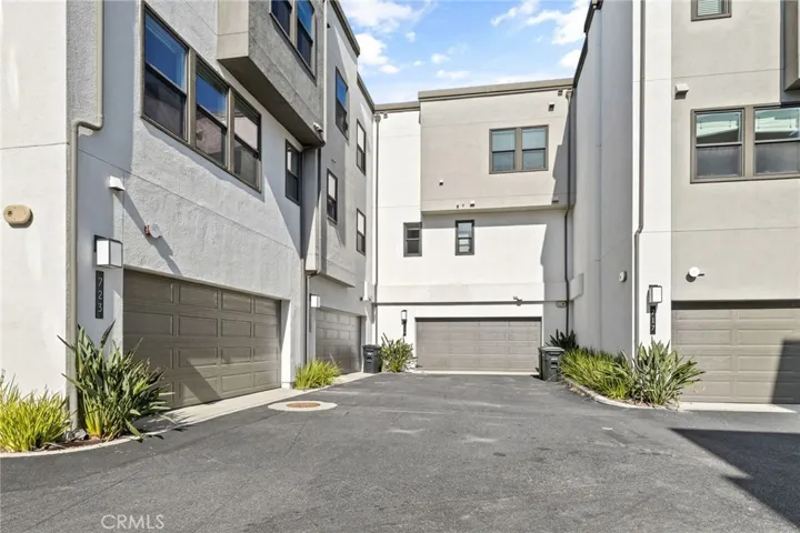 2 car garage