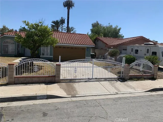 1855 W 13th, San Bernardino, California 92411