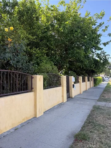 6517 White Oak Ave, Reseda, California 91335