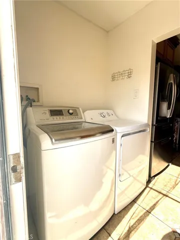 6517 White Oak Ave, Reseda, California 91335