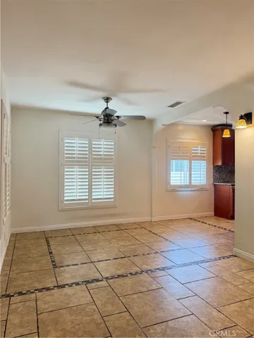 6517 White Oak Ave, Reseda, California 91335