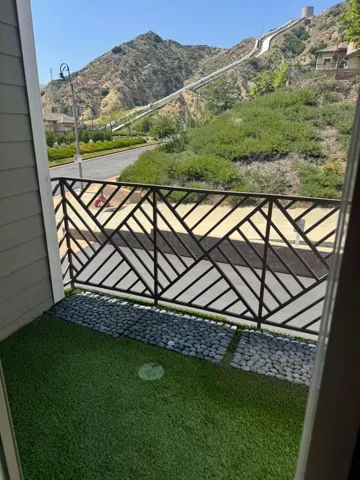 LIVING ROOM BALCONY