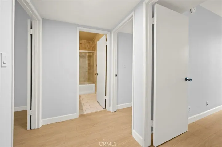 5115 Kester 7, Sherman Oaks, California 91403
