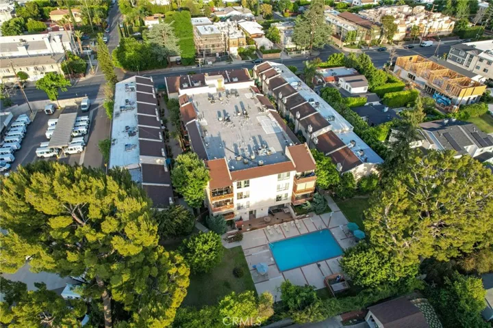 5115 Kester 7, Sherman Oaks, California 91403