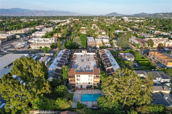 5115 Kester 7, Sherman Oaks, California 91403