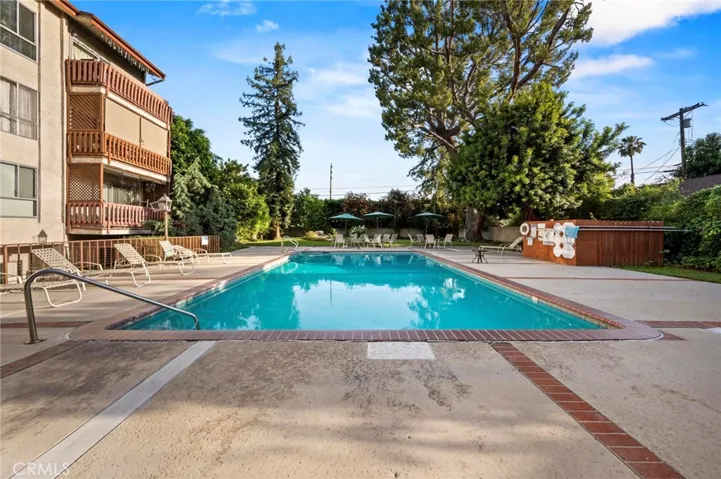 5115 Kester 7, Sherman Oaks, California 91403