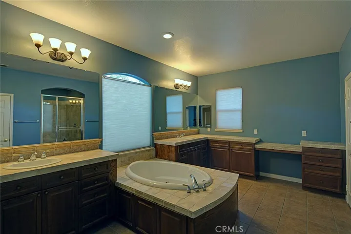 4520 Garden City Lane, Corona, California 92883