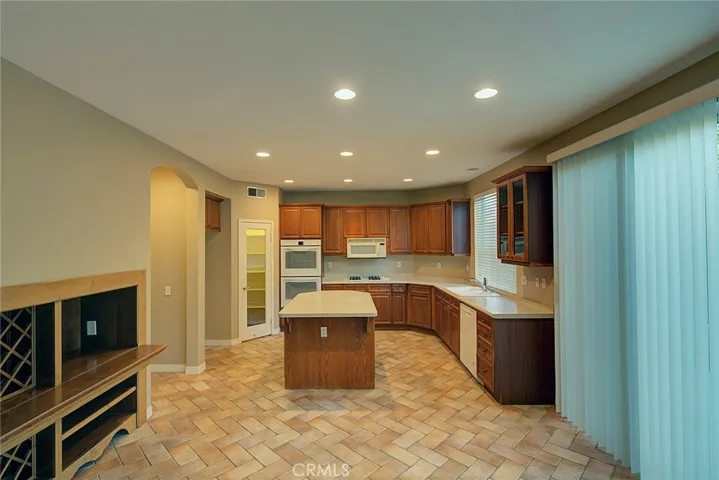 4520 Garden City Lane, Corona, California 92883