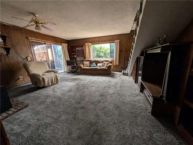 3816 Walnut, Lynwood, California 90262