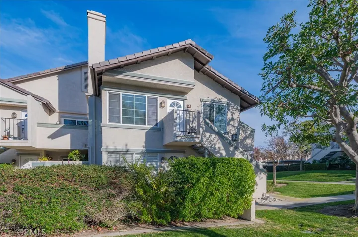 6 Exeter 16, Irvine, California 92612