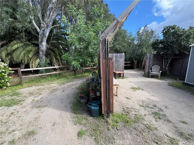 907 El Capitan, San Luis Obispo, California 93401