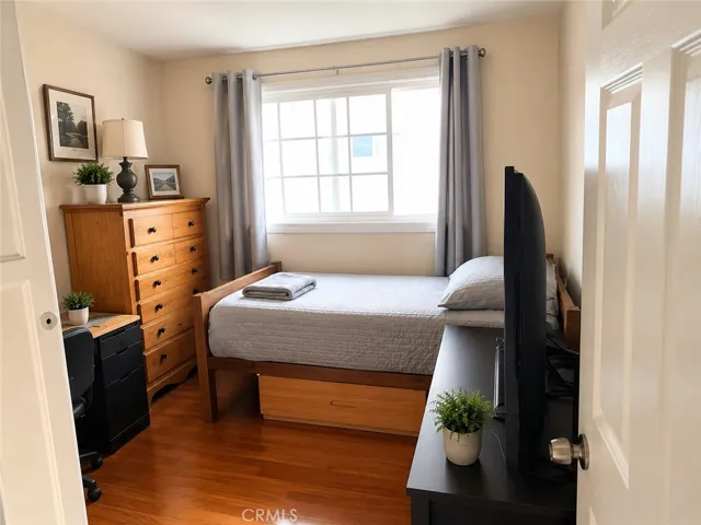 Main House: Bedroom 3