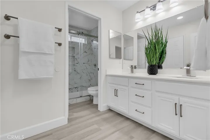 UPGRADED 2ND BATH