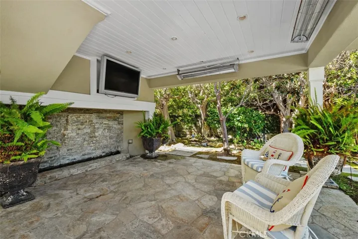 Outdoor living area