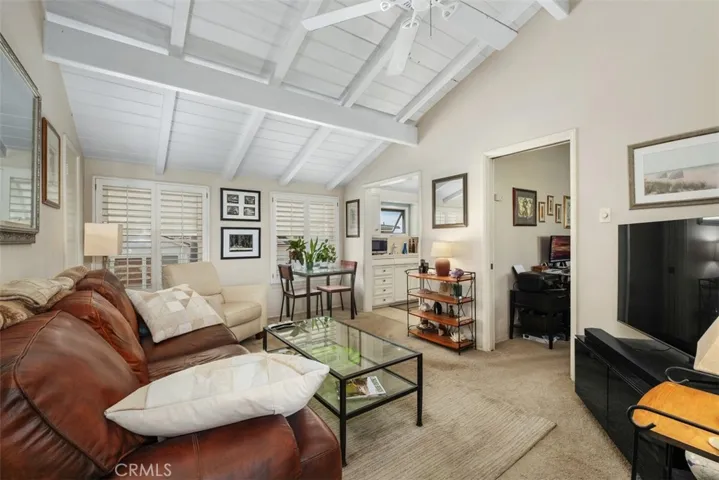One bedroom unit over carport