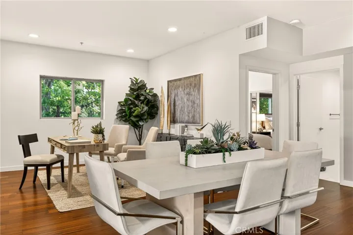 5016 Bakman, North Hollywood, California 91601