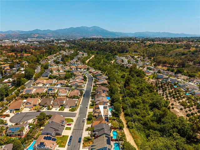 25392 Elderwood, Lake Forest, California 92630