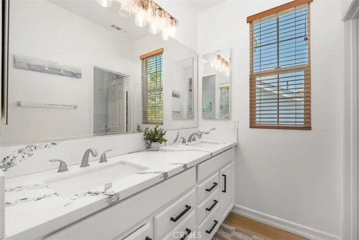 10 Thorp, Ladera Ranch, California 92694