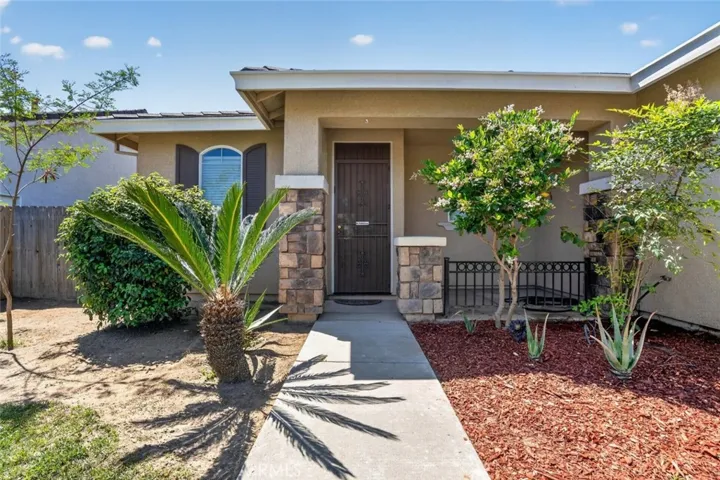 978 San Carlos Avenue, Madera, California 93637