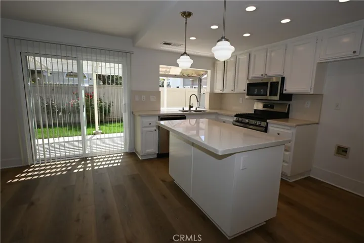 28452 Via Cynthia, Laguna Niguel, California 92677