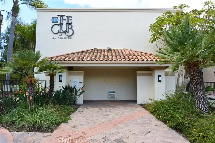 28452 Via Cynthia, Laguna Niguel, California 92677
