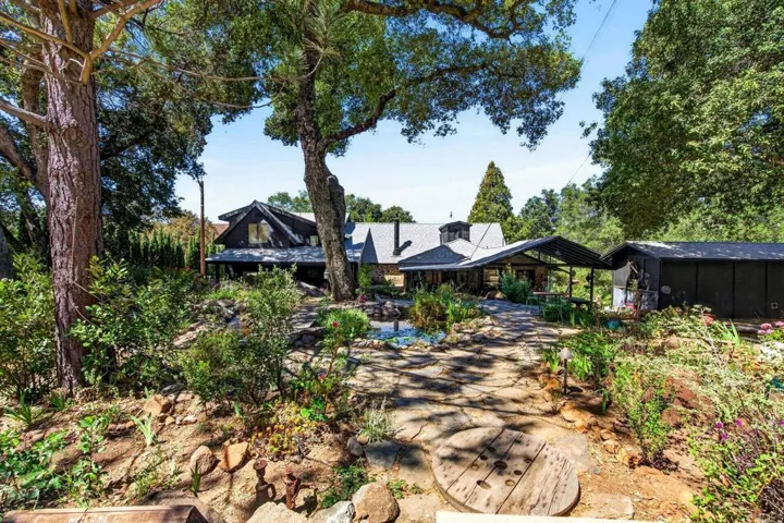 24167 Wildwood Glen Lane, Alpine, California 91901
