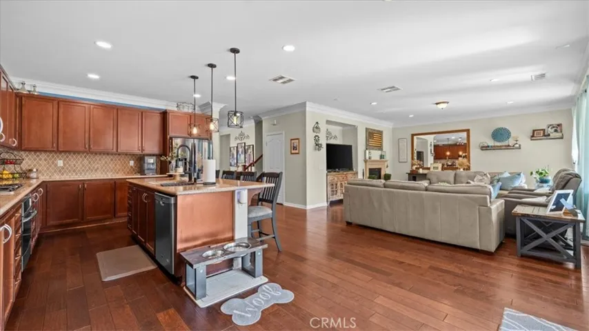 14979 Corvalis Court, Eastvale, California 92880