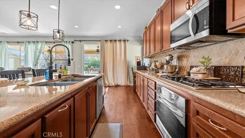 14979 Corvalis Court, Eastvale, California 92880