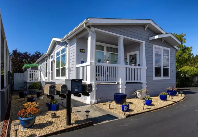 19 Primrose Street, Aptos, California 95003