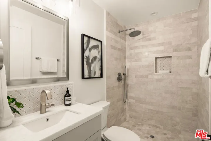812 N Cleveland Street 1, Oceanside, California 92054