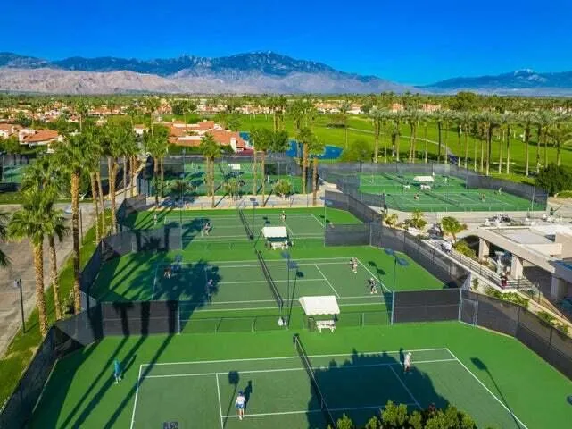 Tennis & Pickleball Courts