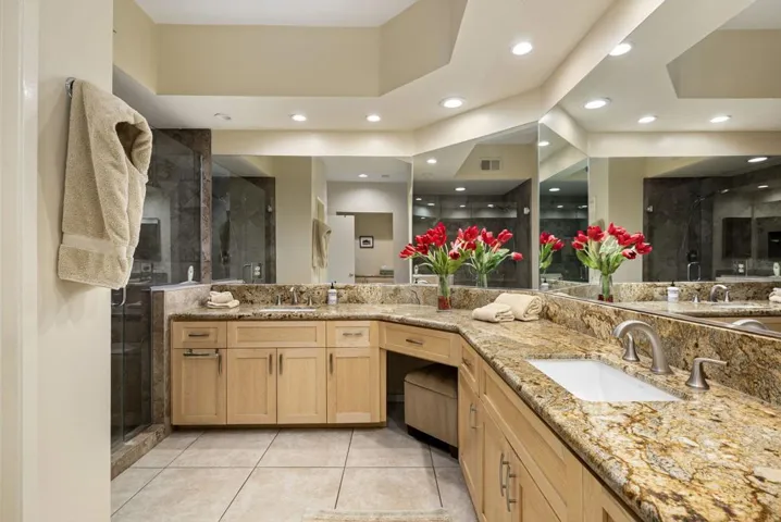 32-web-or-mls-LFDesertFalls_OPMG_0325_03