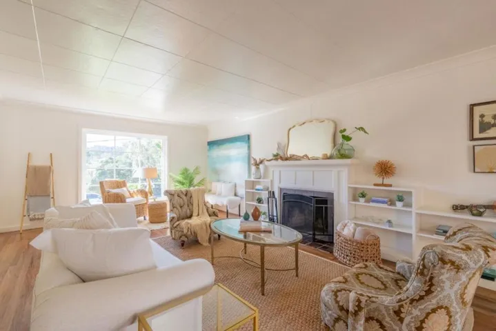 32 Via Ventura, Monterey, California 93940