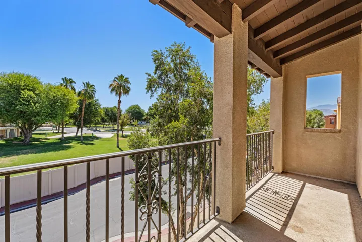 585 Via De La Paz, Palm Desert, CA