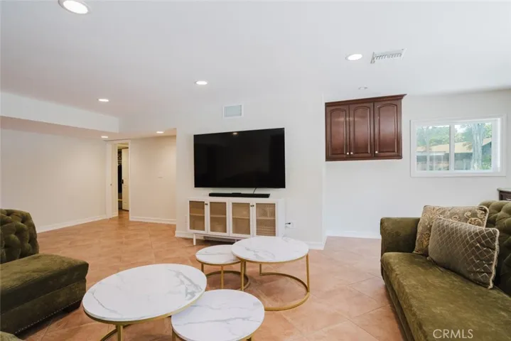 16858 Pineridge Drive, Granada Hills, California 91344