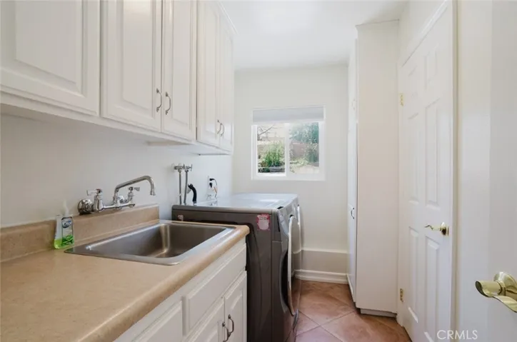 16858 Pineridge Drive, Granada Hills, California 91344