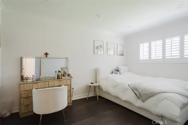 16858 Pineridge Drive, Granada Hills, California 91344