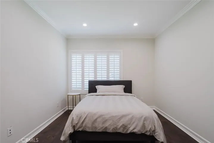 16858 Pineridge Drive, Granada Hills, California 91344