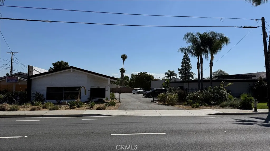 4943 La Sierra Avenue, Riverside, California 92505 — photo 5