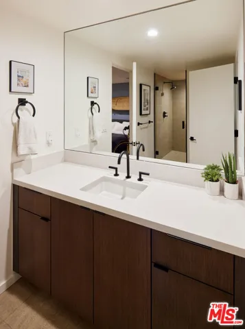 330 Rennie Avenue 1, Venice, California 90291