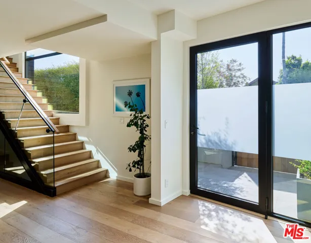 330 Rennie Avenue 1, Venice, California 90291