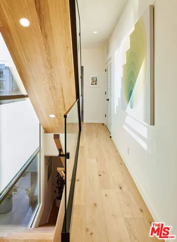 330 Rennie Avenue 1, Venice, California 90291