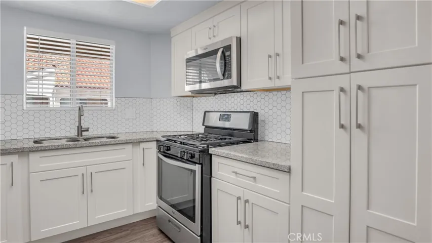 6100 Rugby Ave 313, Huntington Park, California 90255