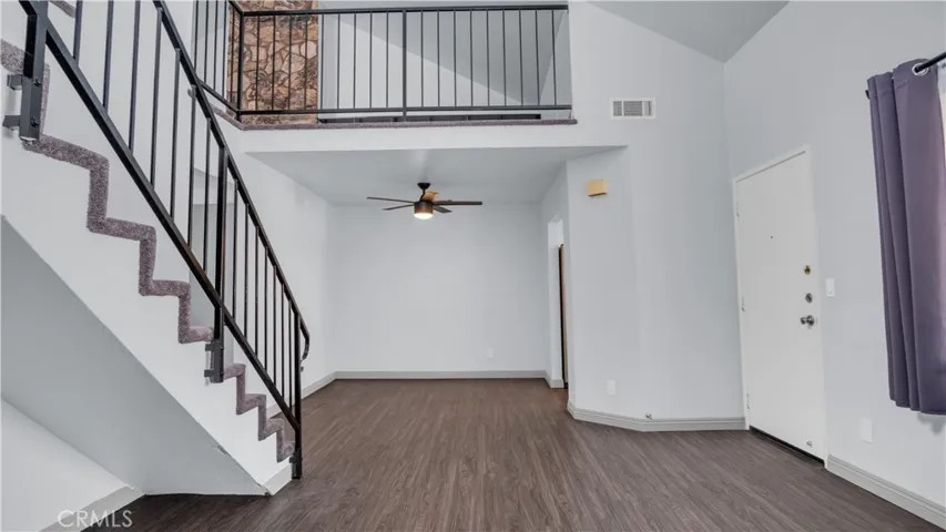 6100 Rugby Ave 313, Huntington Park, California 90255