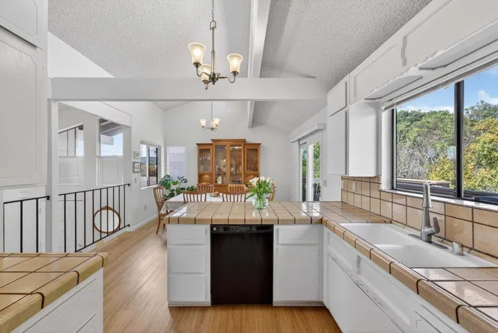 300 Columbia Street, Santa Cruz, California 95060