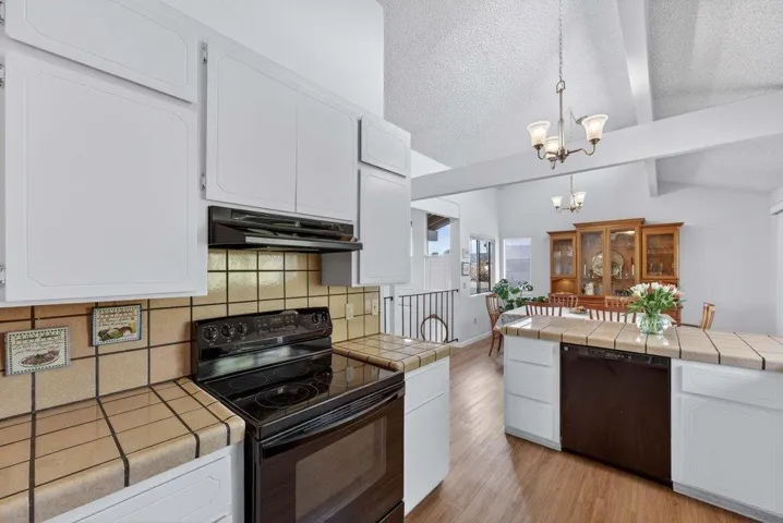 300 Columbia Street, Santa Cruz, California 95060