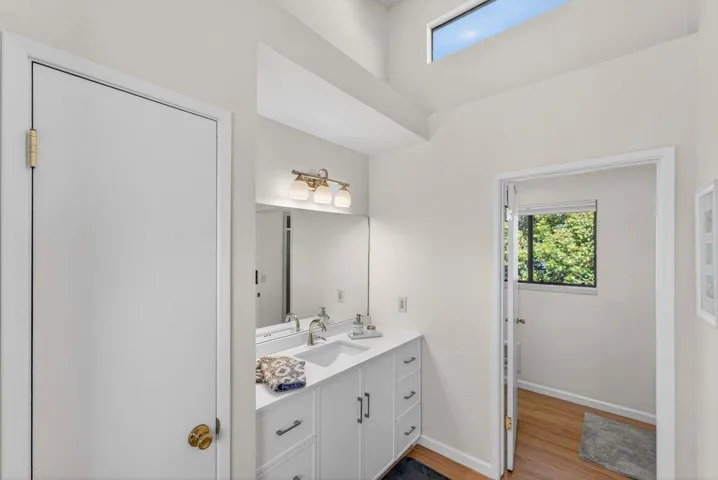 300 Columbia Street, Santa Cruz, California 95060