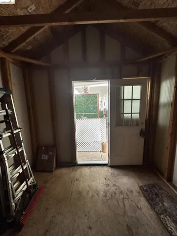 Shed