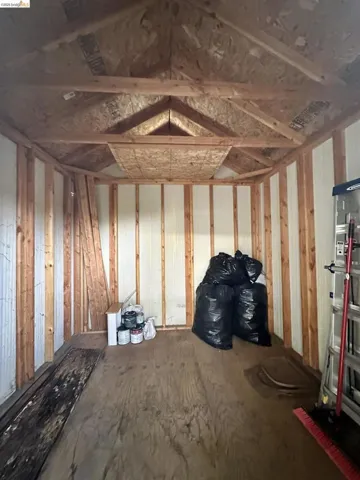 Shed