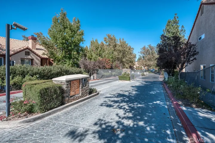 28114 Seco Canyon 156, Saugus, California 91390
